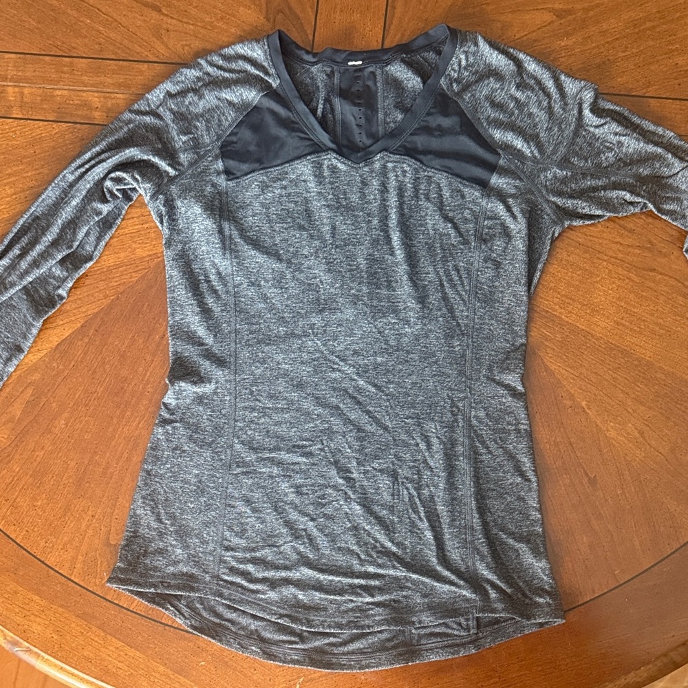 Lululemon Pace Pusher Long Sleeve Heathered Black / Black Size 8 Breathable